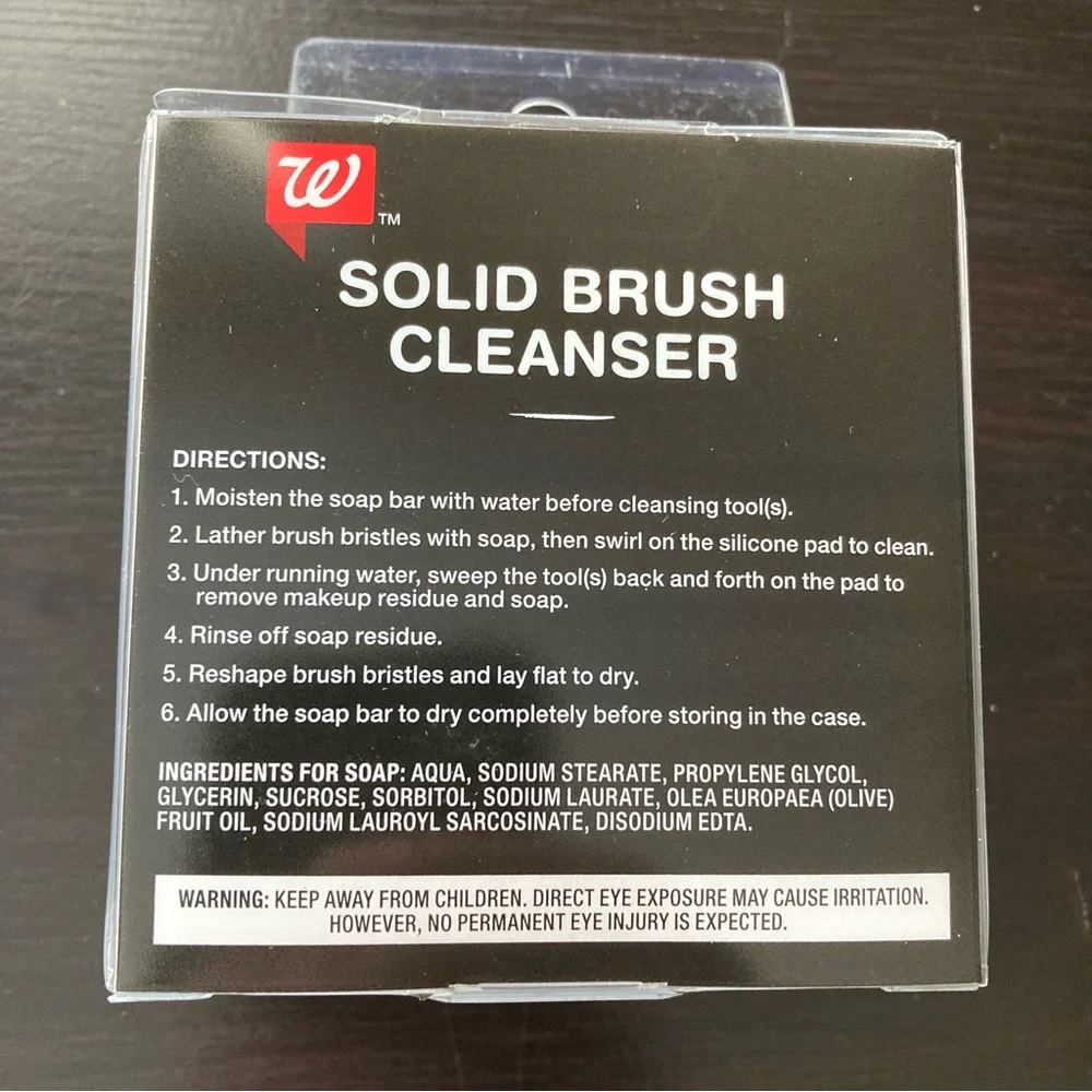 🆕 Solid Brush Cleanser with Silicone Cleansing Pad